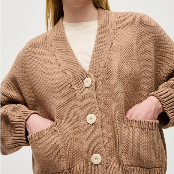 No. 22 Cardigan in Roasted Fig – OS — babaà - Picture 2 of 5